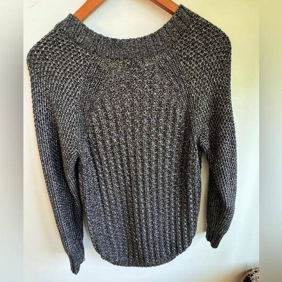 Calvin Klein Metallic Dark Grey Silver Crew Neck Knit Long Sleeve Sweater Size L - Picture 3 of 3